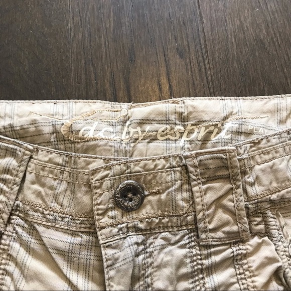 Esprit Women Shorts - Picture 5 of 7